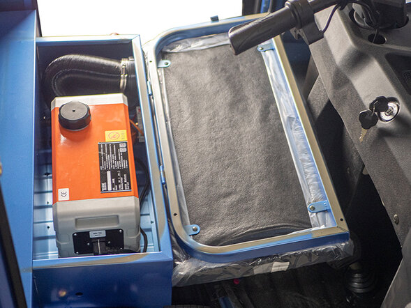 Грузовой электротрицикл Rutrike КАРГО Кабина обогрев 1500 60V1000W