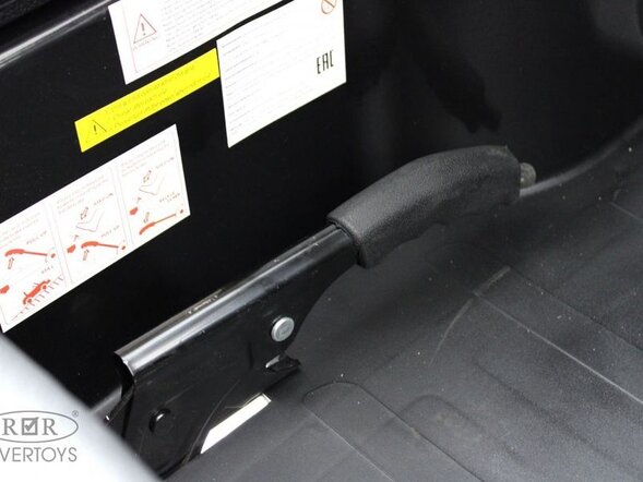 Детский электромобиль T911TT