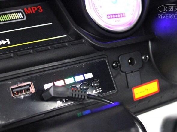 Детский электромобиль E555KX