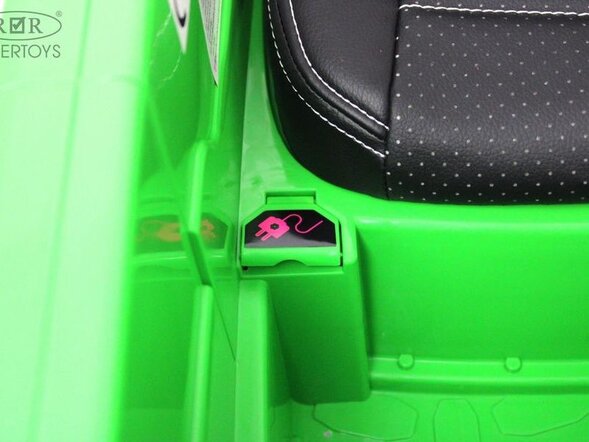 Детский электромобиль Audi RS Q8 (HL518) Лицензия