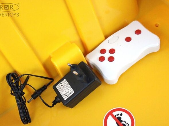 Детский электромобиль T090TT