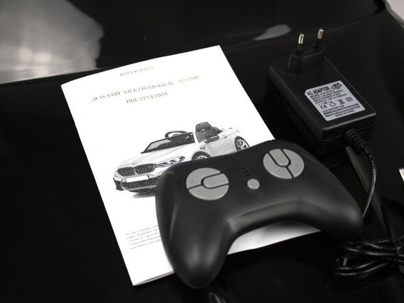 Детский электромобиль BMW M5 Competition (A555MP) Лицензия