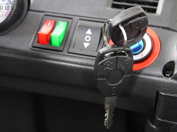 Детский электромобиль C111CC-C