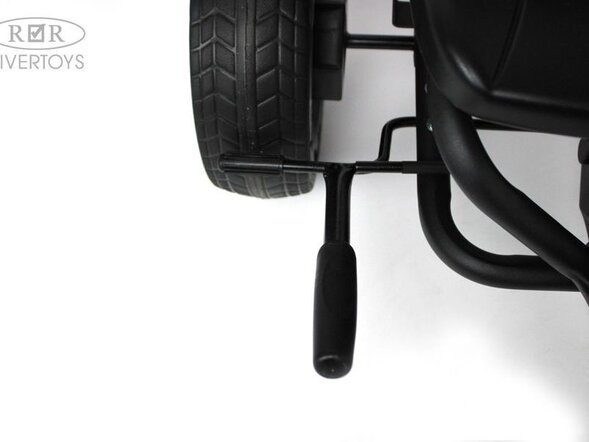 Детский веломобиль C222CC