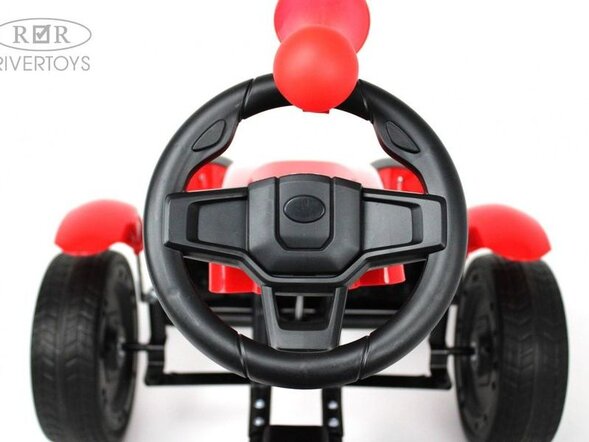 Детский веломобиль C222CC