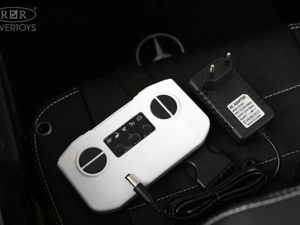 Детский электромобиль Mercedes-AMG G63 (G222GG)