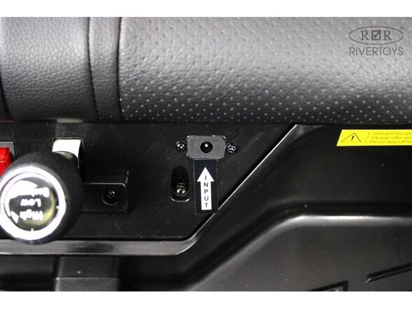 Детский электромобиль JS3168 Лицензия