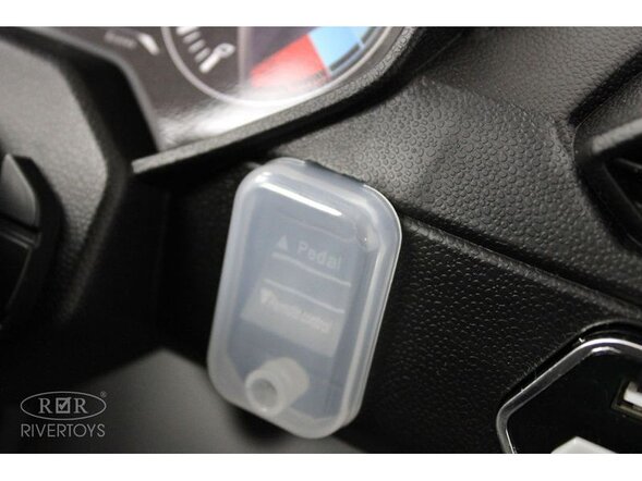 Детский электромобиль JS3168 Лицензия