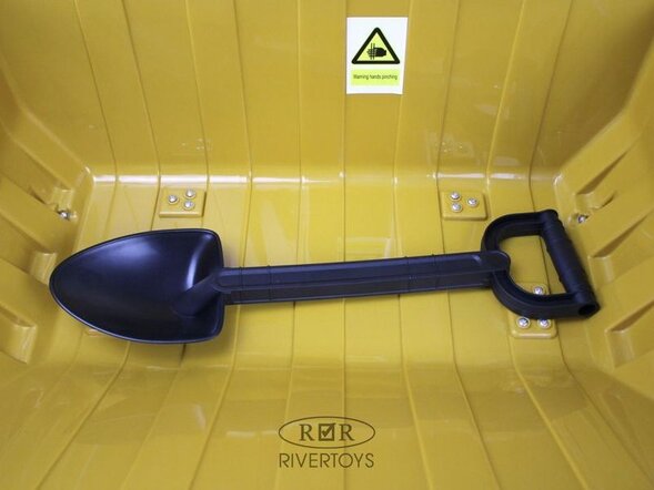 Детский электромобиль C444CC