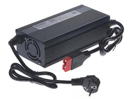 Зарядное устройство Gelbert для LiFePo4 аккумуляторов 24V100A/H 29.2V (30А)